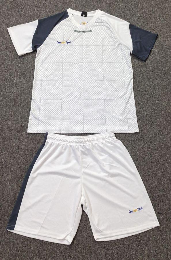 maillot one euro sport grillage  devant blanc short blanc