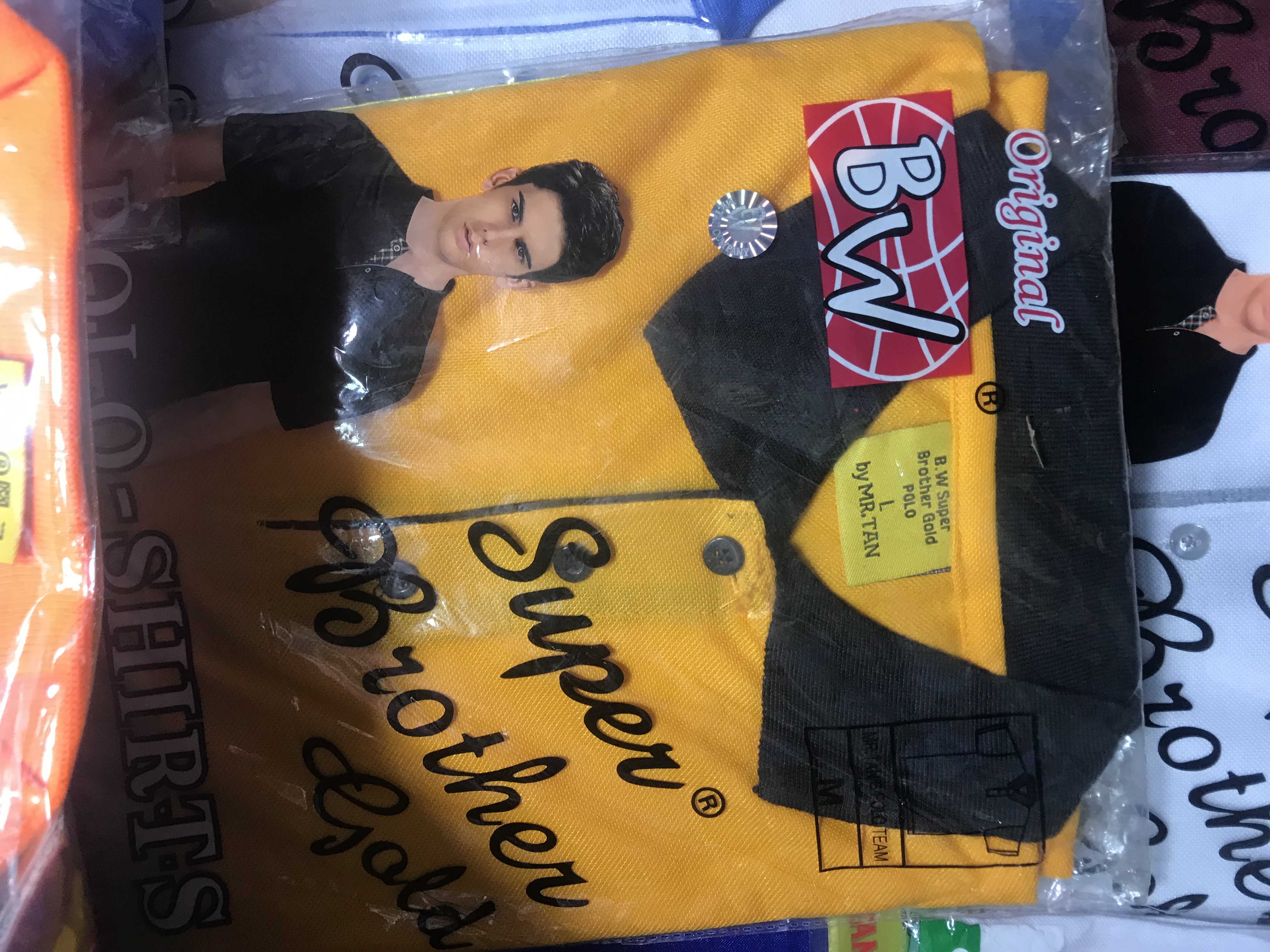 POLO BW JAUNE COL NOIR