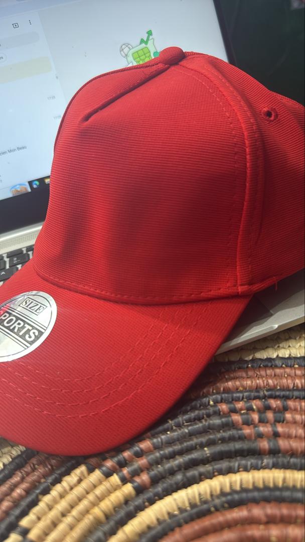 CASQUETTE PRO ROUGE